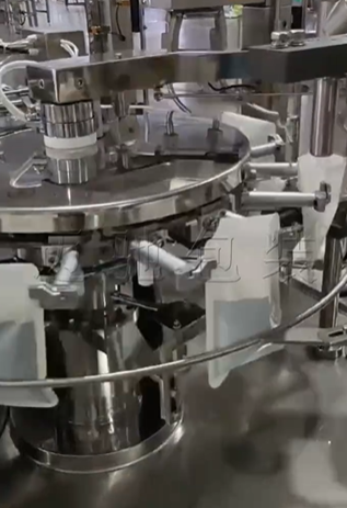 液体包装设备的技术变革与市场格局